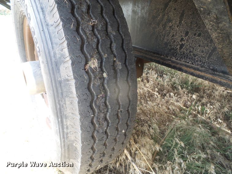 image for item DG0011 1999 Featherlite 5595 equipment trailer