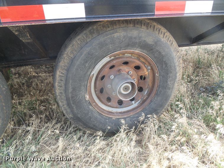 image for item DG0011 1999 Featherlite 5595 equipment trailer