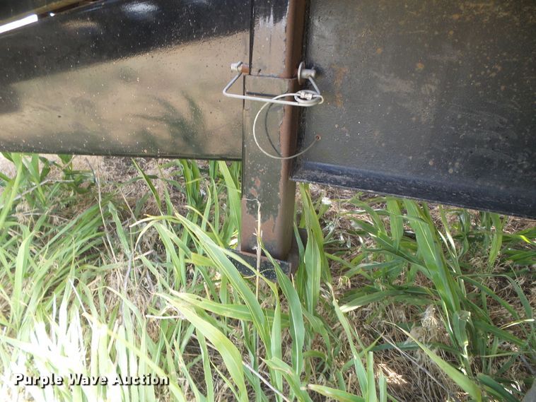 image for item DG0011 1999 Featherlite 5595 equipment trailer