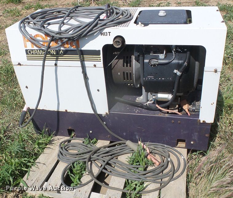 image for item DG0015 Hobart Champion 16 AC/DC welder