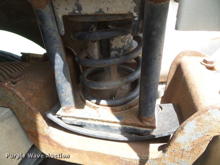 image for item DG0026 1990 International 9700  semi truck