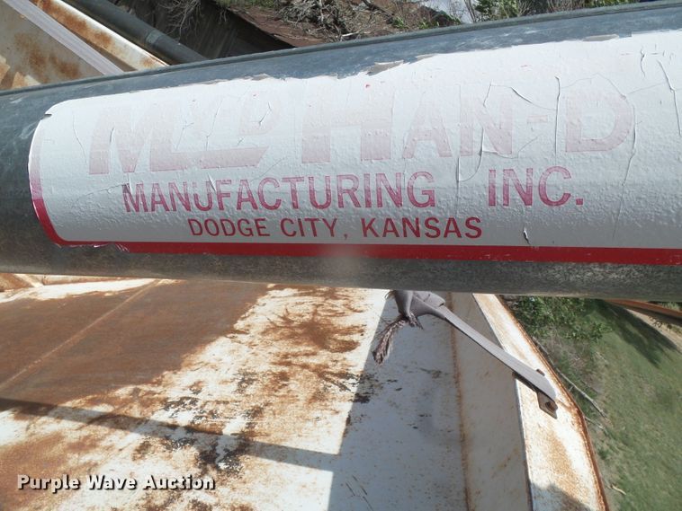 image for item DG0027 1979 Hobbs single hopper bottom grain trailer