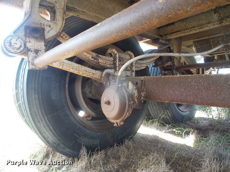 image for item DG0031 1995 John White double hopper bottom grain trailer