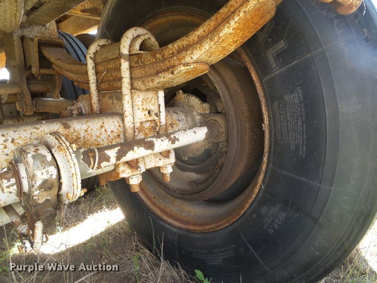 image for item DG0031 1995 John White double hopper bottom grain trailer