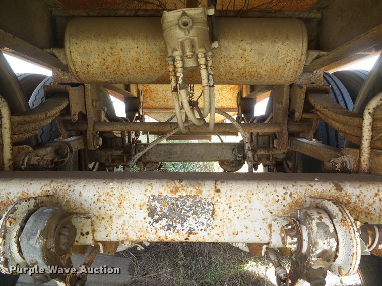 image for item DG0031 1995 John White double hopper bottom grain trailer