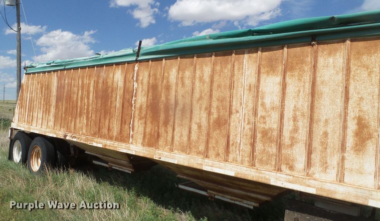 image for item DG0031 1995 John White double hopper bottom grain trailer