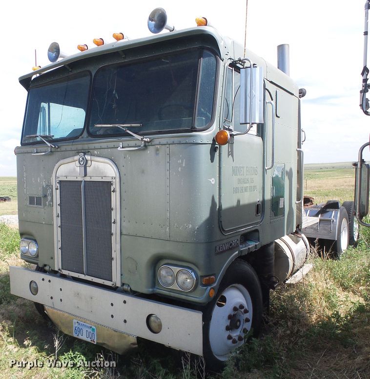 image for item DG0034 1972 Kenworth COE  semi truck
