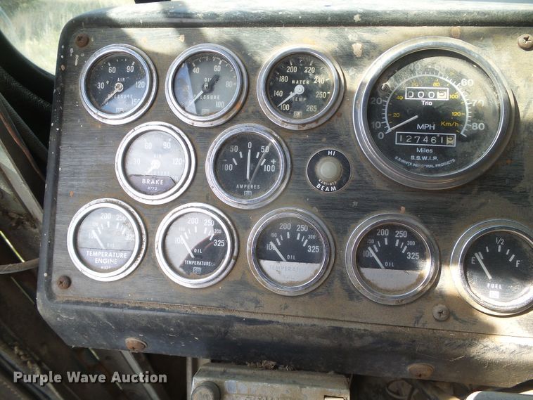 image for item DG0034 1972 Kenworth COE  semi truck