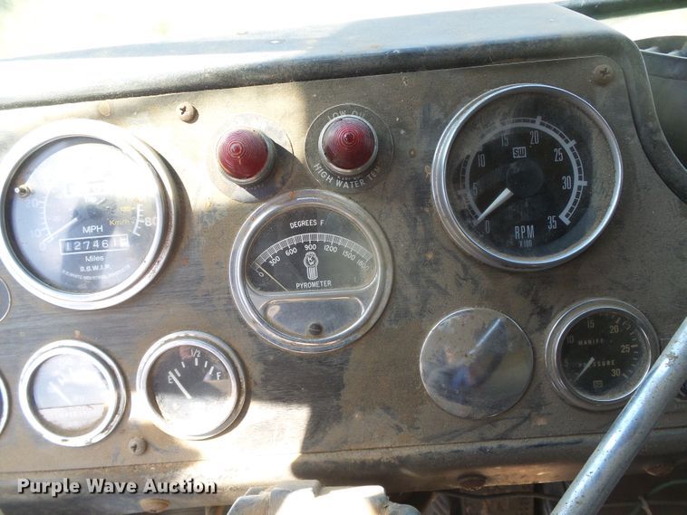 image for item DG0034 1972 Kenworth COE  semi truck