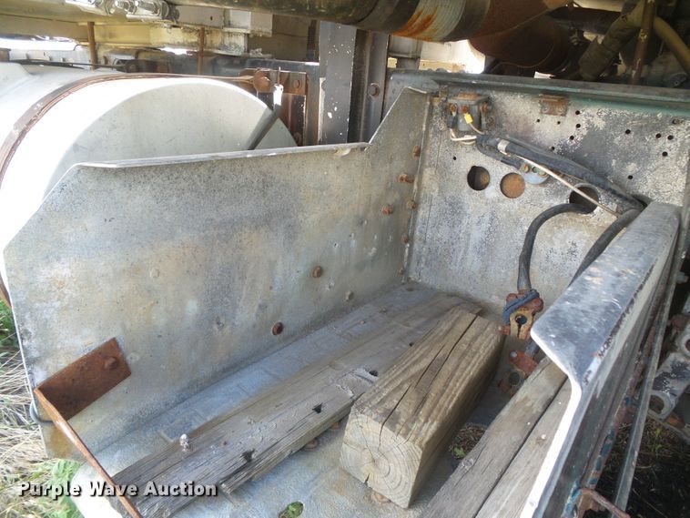 image for item DG0034 1972 Kenworth COE  semi truck