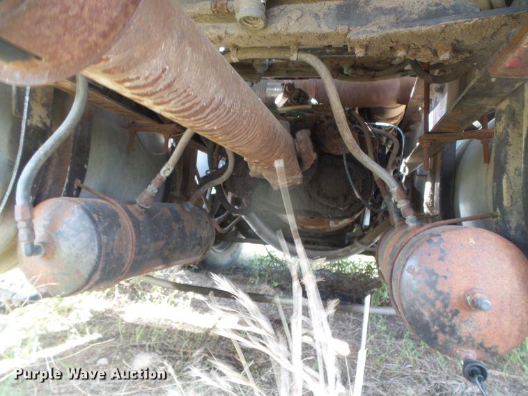 image for item DG0034 1972 Kenworth COE  semi truck