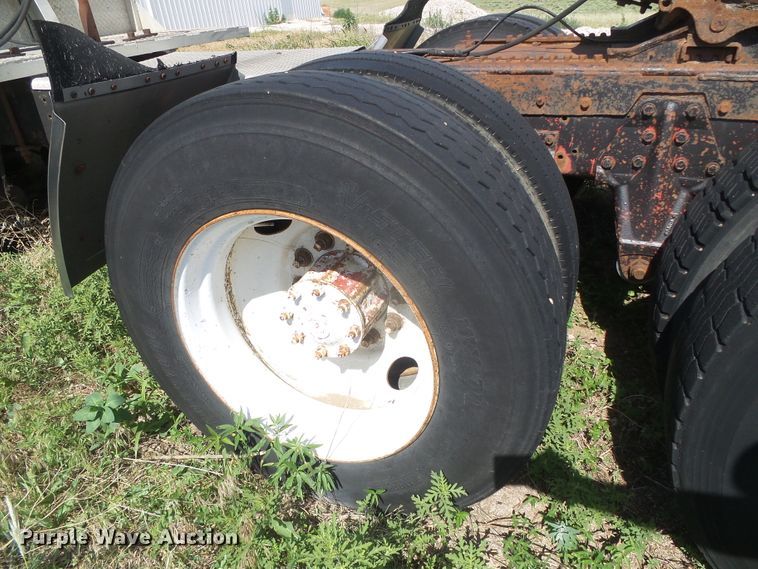 image for item DG0034 1972 Kenworth COE  semi truck