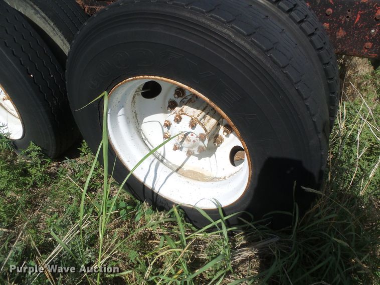 image for item DG0034 1972 Kenworth COE  semi truck