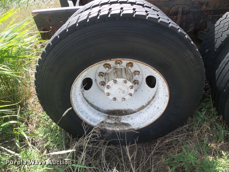 image for item DG0034 1972 Kenworth COE  semi truck