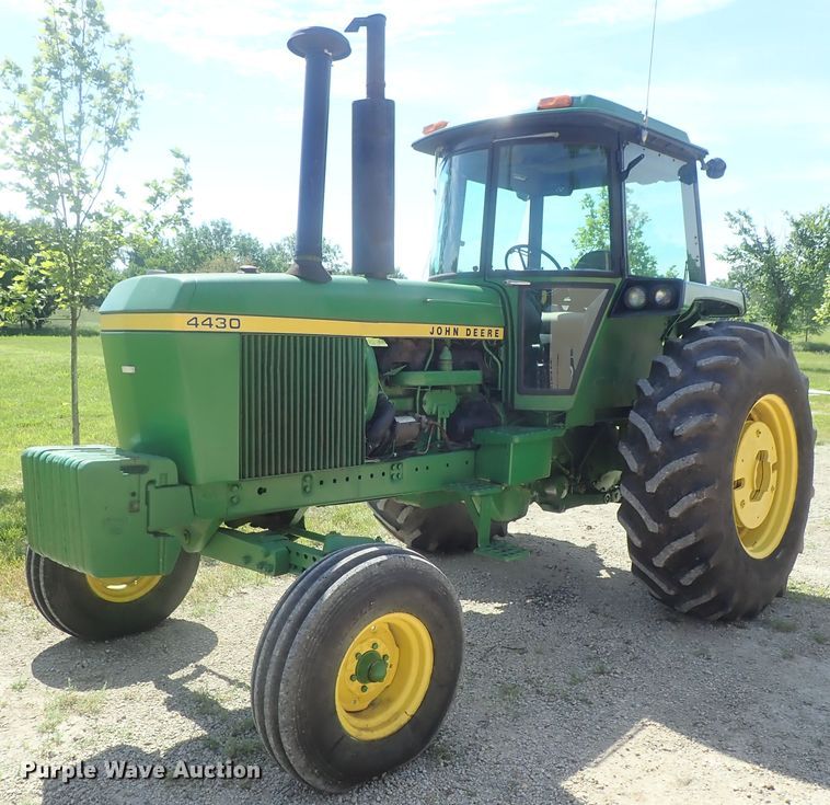 image for item DG2175 1973 John Deere 4430  tractor