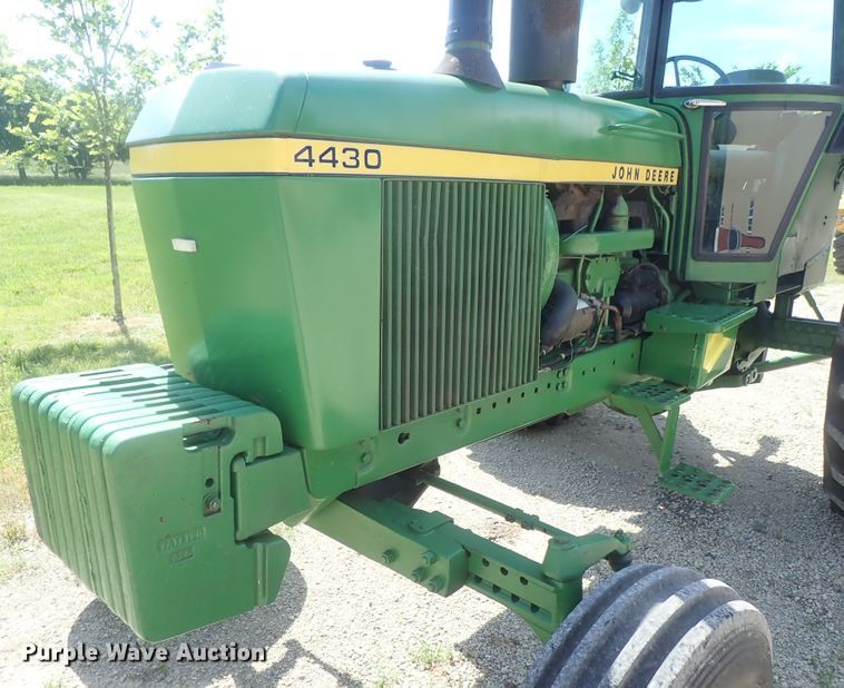 image for item DG2175 1973 John Deere 4430  tractor