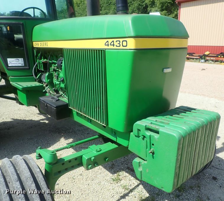 image for item DG2175 1973 John Deere 4430  tractor
