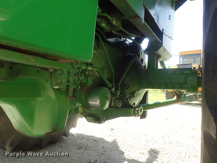 image for item DG2175 1973 John Deere 4430  tractor