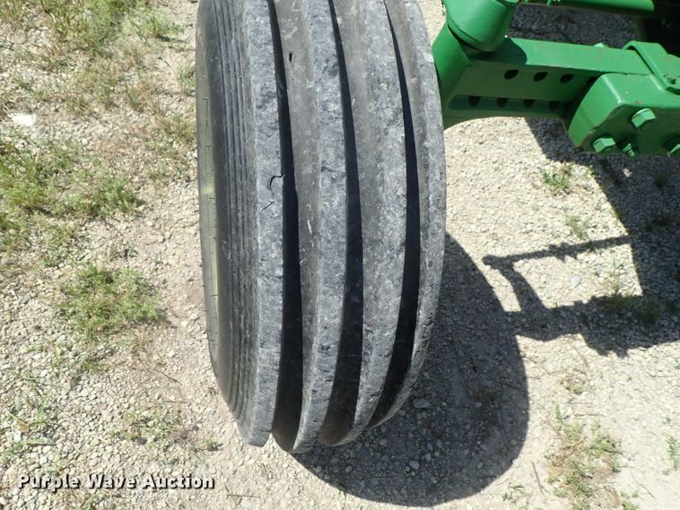 image for item DG2175 1973 John Deere 4430  tractor