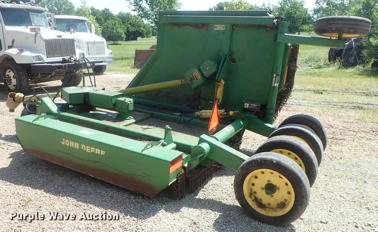 image for item DG2176 John Deere 1518 rotary mower