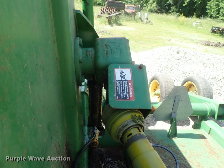 image for item DG2176 John Deere 1518 rotary mower