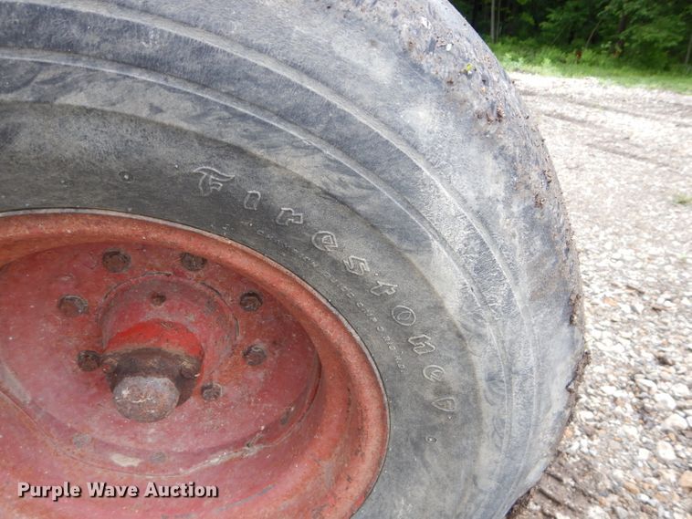 image for item DH4455 International 1066  tractor