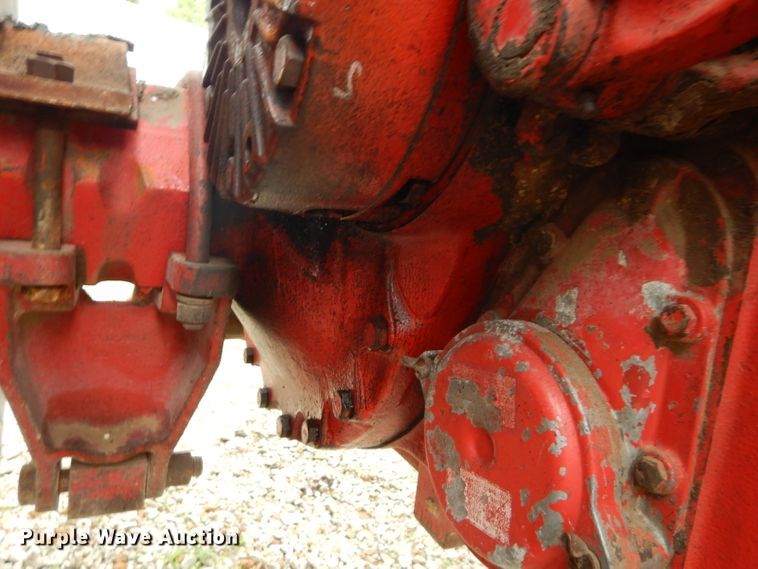 image for item DH4455 International 1066  tractor