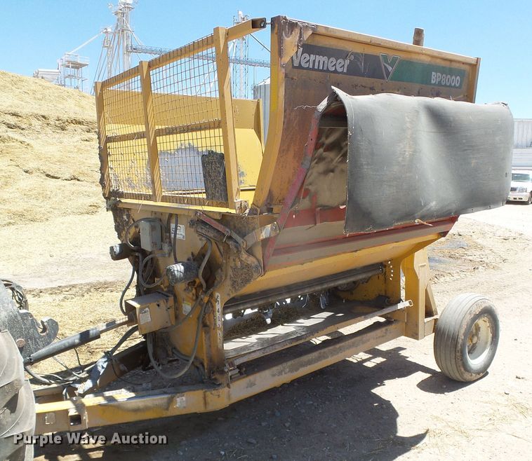 image for item DH4947 2010 Vermeer BP8000 bale processor