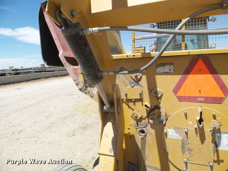 image for item DH4947 2010 Vermeer BP8000 bale processor