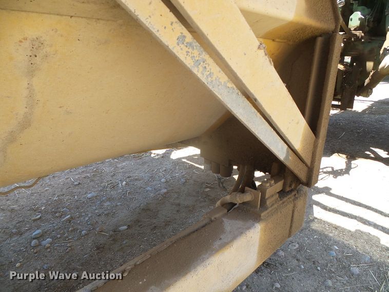 image for item DH4947 2010 Vermeer BP8000 bale processor