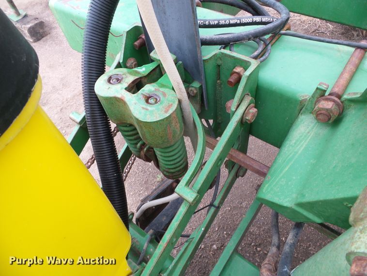 image for item DH4949 1997 John Deere 1770 MaxEmerge Plus Vacumeter no-till planter