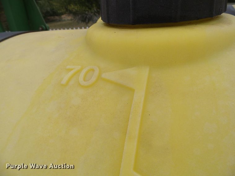 image for item DH4949 1997 John Deere 1770 MaxEmerge Plus Vacumeter no-till planter