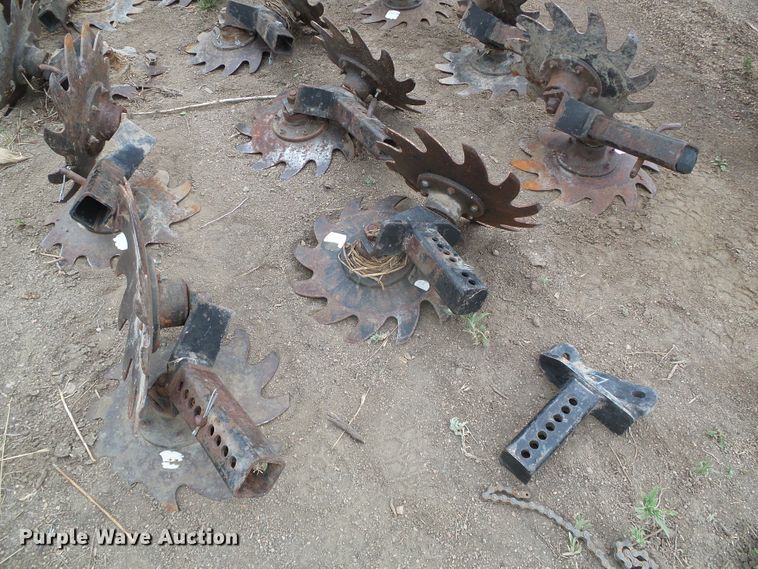 image for item DH4949 1997 John Deere 1770 MaxEmerge Plus Vacumeter no-till planter