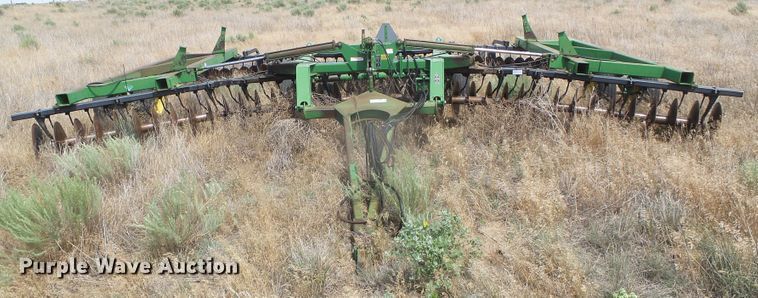 image for item DH4962 John Deere 630 tandem off-set disk