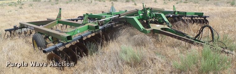 image for item DH4962 John Deere 630 tandem off-set disk