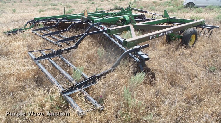 image for item DH4962 John Deere 630 tandem off-set disk