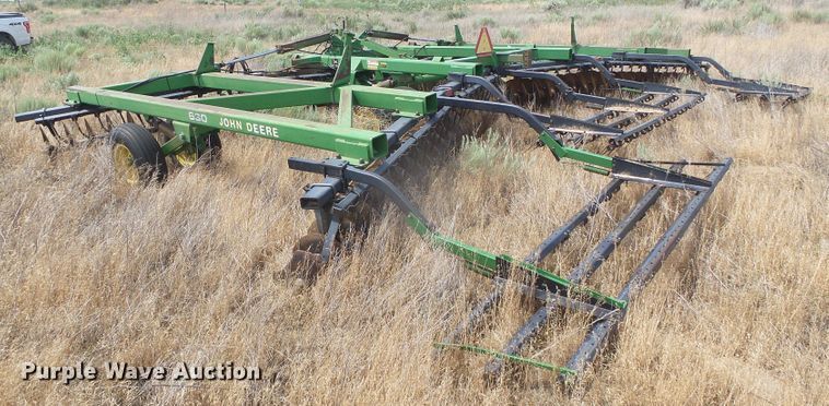 image for item DH4962 John Deere 630 tandem off-set disk