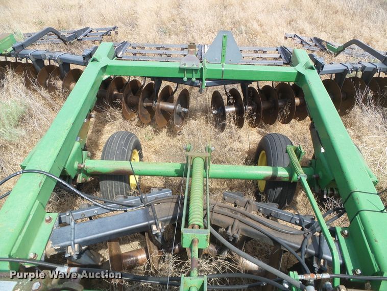 image for item DH4962 John Deere 630 tandem off-set disk