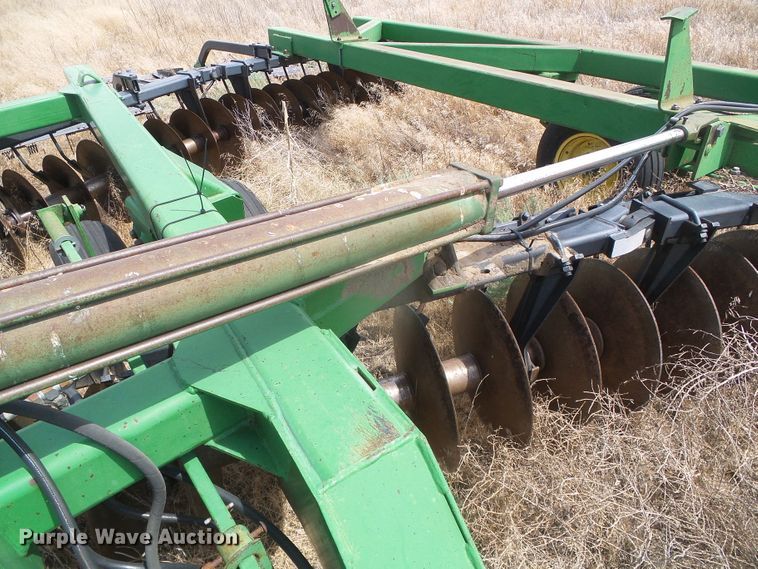 image for item DH4962 John Deere 630 tandem off-set disk