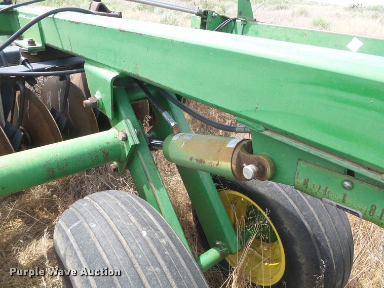 image for item DH4962 John Deere 630 tandem off-set disk