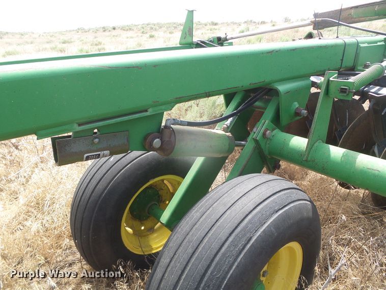 image for item DH4962 John Deere 630 tandem off-set disk