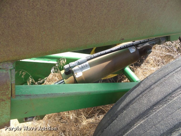 image for item DH4962 John Deere 630 tandem off-set disk