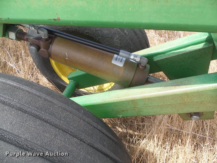 image for item DH4962 John Deere 630 tandem off-set disk