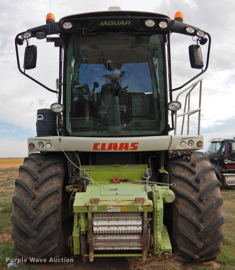 image for item DI0146 Claas Jaguar 980  forage harvester