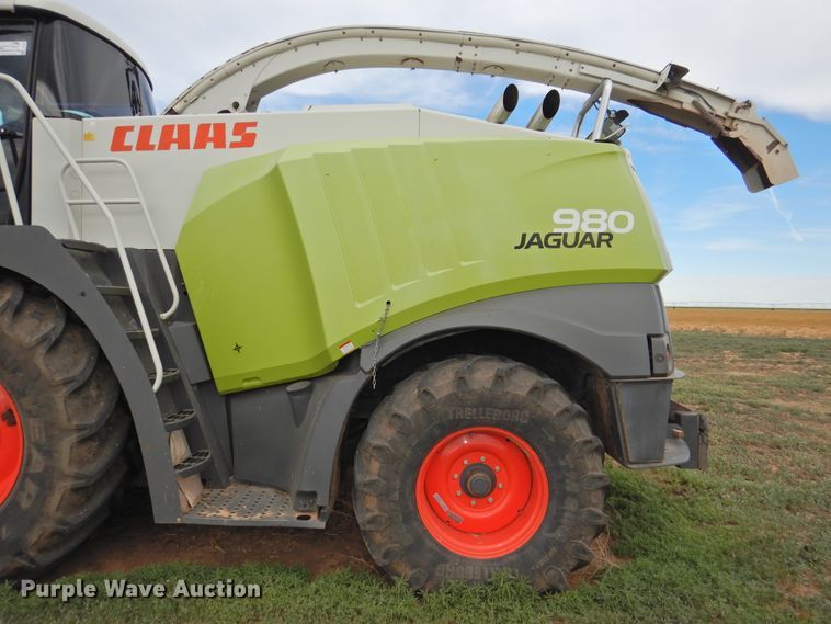 image for item DI0146 Claas Jaguar 980  forage harvester