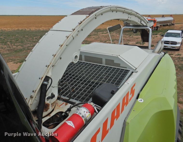 image for item DI0146 Claas Jaguar 980  forage harvester