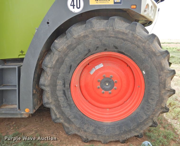 image for item DI0146 Claas Jaguar 980  forage harvester