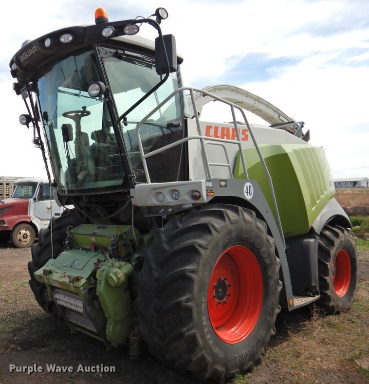 image for item DI0149 Claas Jaguar 980  forage harvester