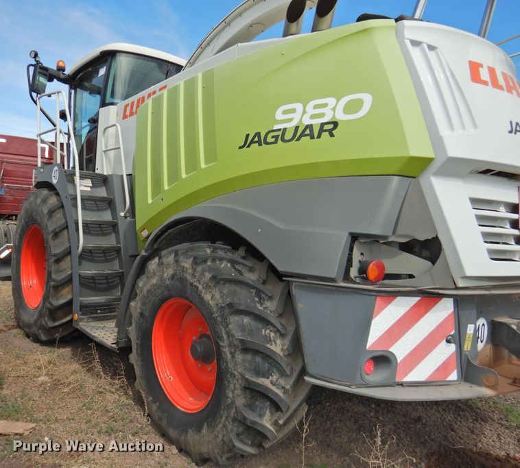 image for item DI0149 Claas Jaguar 980  forage harvester