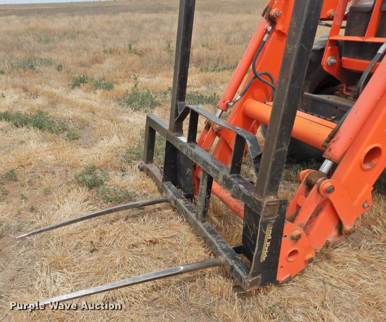 image for item DI0151 2013 Kubota M108S  MFWD tractor